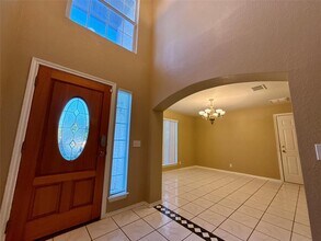 13720 Greinert Dr in Pflugerville, TX - Foto de edificio - Building Photo