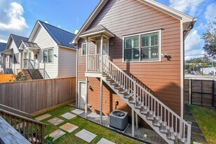 1349 Heights Blvd in Houston, TX - Building Photo