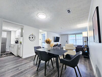 Newly Renovated Apartments in Columbus, OH! in Columbus, OH - Foto de edificio - Building Photo