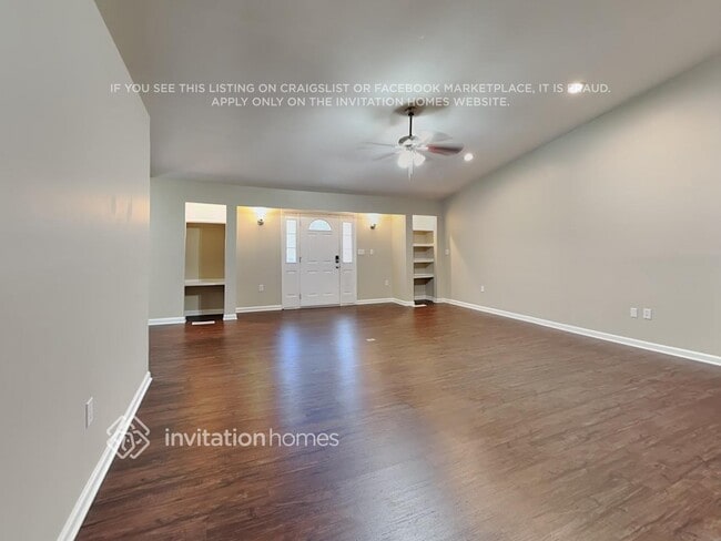 300 1st St in Spencer, NC - Foto de edificio - Building Photo