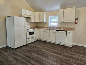 212 E Pike St in Bellefonte, PA - Building Photo - Building Photo