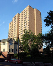 Cliffside Park Senior Citizens Housing Comple in Cliffside Park, NJ - Building Photo - Building Photo