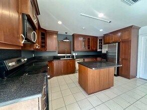 2030 Bonnie St in Boca Raton, FL - Building Photo - Building Photo