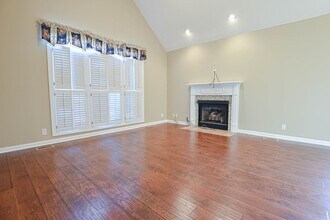 807 Isaac Dr in Clarksville, TN - Building Photo - Building Photo