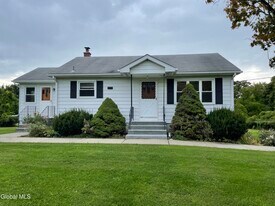 60 Bloomingrove Dr in Troy, NY - Building Photo