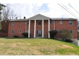 Jersey Street Apartments