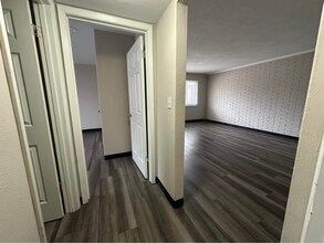 931 22nd Ave in Coralville, IA - Foto de edificio - Building Photo