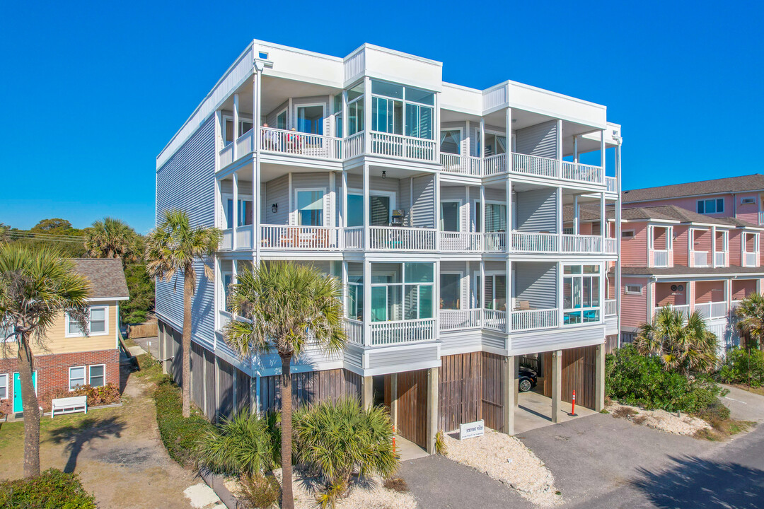 Seacoast Villas in Folly Beach, SC - Foto de edificio