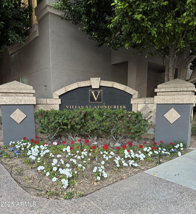 property at 4455 E Paradise Vlg Pkwy S