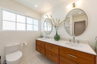 408 San Antonio St in Ojai, CA - Building Photo - Building Photo