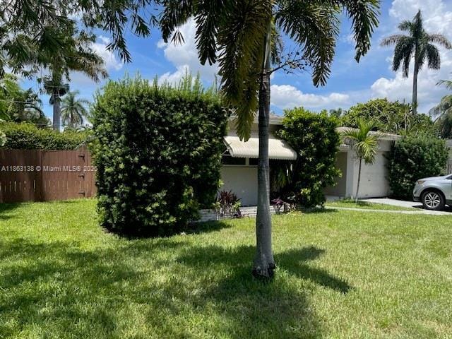 property at 612 N 31st Rd