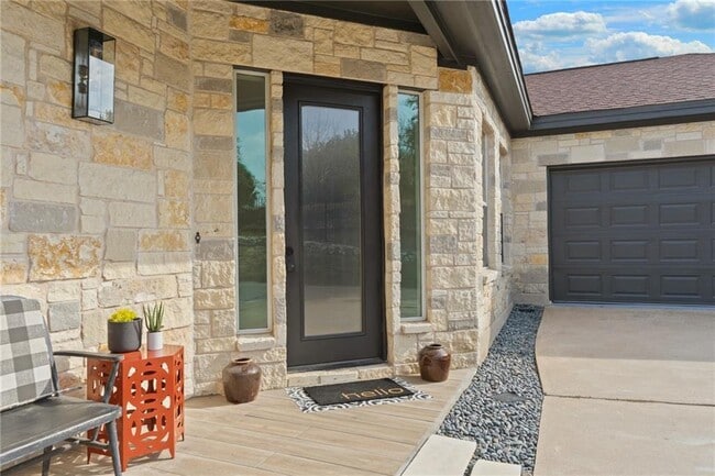 13301 Lone Rider Trail in Bee Cave, TX - Building Photo - Building Photo