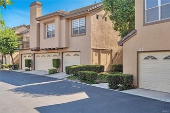 922 S Country Glen Way in Anaheim, CA - Building Photo - Building Photo