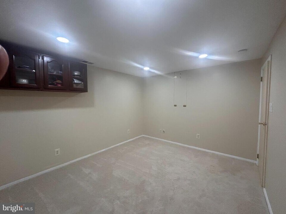 10217 Savoy Ct in Ellicott City, MD - Building Photo