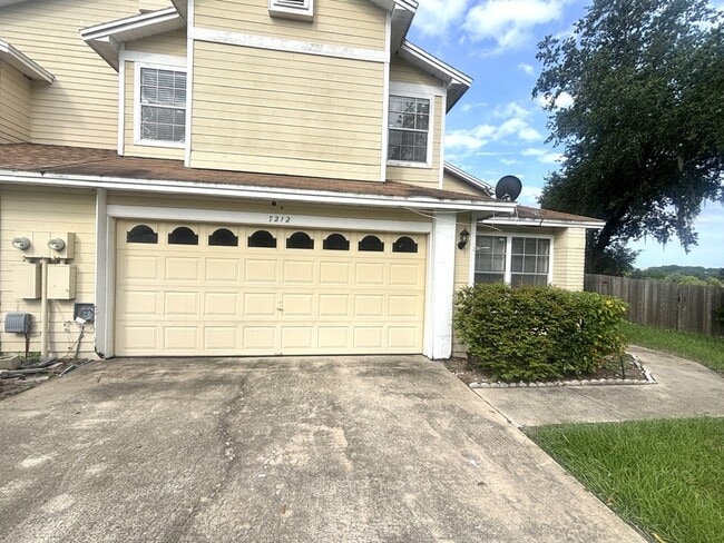 7212 Alston Ct