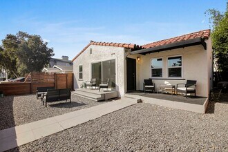 4376-4380 Oregon St in San Diego, CA - Foto de edificio - Building Photo
