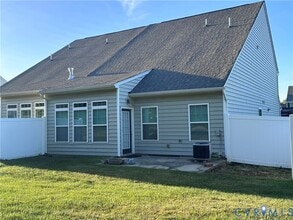 10312 Colony Bee Pl in Mechanicsville, VA - Building Photo - Building Photo