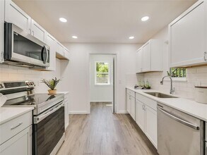 903 Romeria Dr in Austin, TX - Building Photo - Building Photo