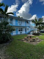 1850 Arthur St in Hollywood, FL - Building Photo