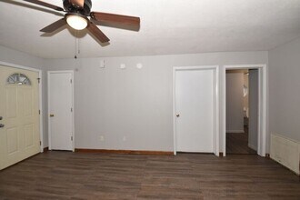 705 W Broadway St in Mishawaka, IN - Building Photo - Building Photo