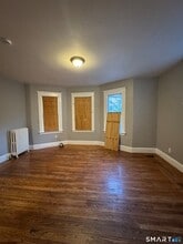 916 Winchester Ave, Unit 1 in New Haven, CT - Building Photo - Building Photo