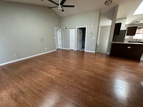 2911 Bartlett Ct in Naperville, IL - Foto de edificio - Building Photo