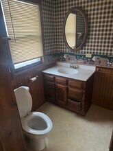 1335 Parkman Rd NW in Warren, OH - Building Photo - Building Photo