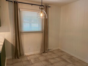 210 Park Rd in Mount Holly, NC - Building Photo - Building Photo