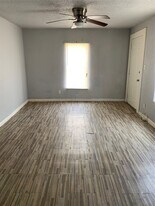 3116 Avenue L in Galveston, TX - Building Photo