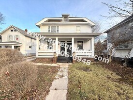 2921 Broadway in Fort Wayne, IN - Building Photo