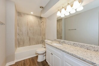 832 Andalusia Trail in Desoto, TX - Building Photo - Building Photo