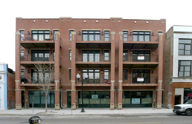 1533-1537 N Milwaukee Ave in Chicago, IL - Building Photo - Building Photo