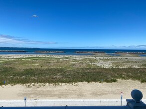 92 Winthrop Shore Dr, Unit 14A in Winthrop, MA - Building Photo - Building Photo