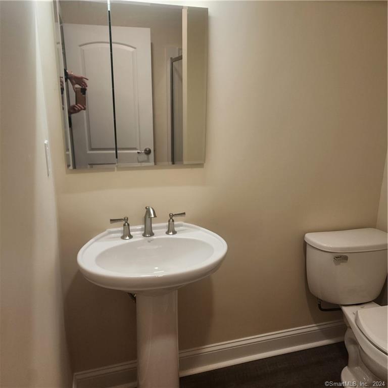 18 Ashwood CirUnit 18 Rentals in Shelton, CT