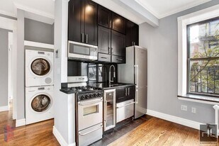 East 13th Street in New York, NY - Building Photo