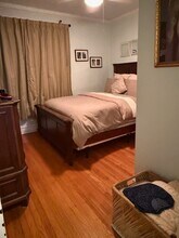 1130 W Pratt Blvd in Chicago, IL - Building Photo - Building Photo