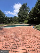 245 Treeline Dr in Charles Town, WV - Building Photo - Building Photo