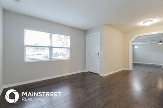 865 Emerald Dr in Mount Dora, FL - Building Photo - Building Photo