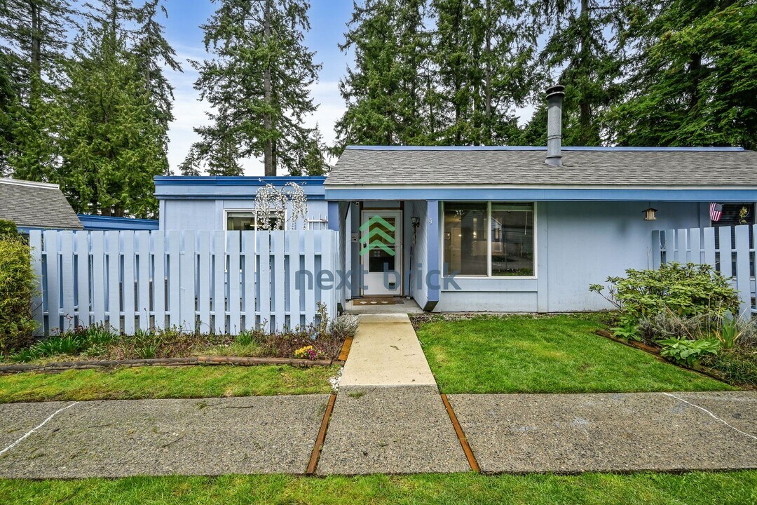 4308 NE Sunset Blvd in Renton, WA - Building Photo