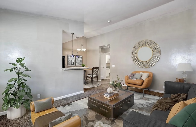 5532 Adelaide Ave in San Diego, CA - Building Photo - Building Photo