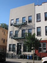 202 Wilson Ave in Brooklyn, NY - Building Photo - Building Photo