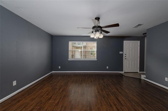 11905 Algonquin Dr photo'