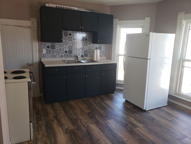 737 High Ave in Hillsboro, WI - Building Photo - Building Photo