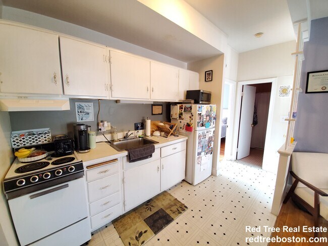 property at 202 St Paul St