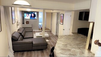 1624 S Throop St in Chicago, IL - Building Photo