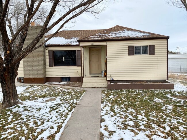 244 S 100 W in Delta, UT - Foto de edificio - Building Photo