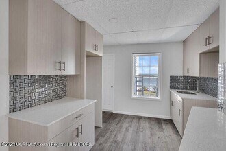 26 Navesink Ave in Highlands, NJ - Building Photo - Building Photo