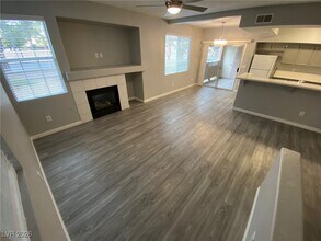 7716 Constanso Ave in Las Vegas, NV - Building Photo - Building Photo