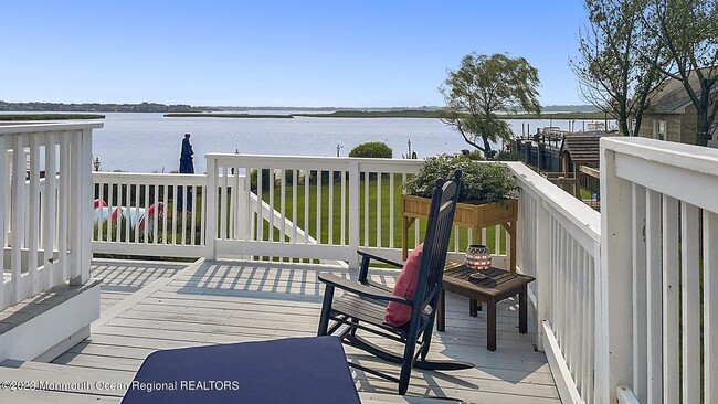 property at 1 Mara Vis Dr