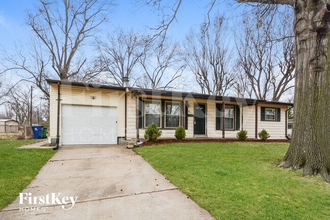 1955 Apple Blossom Ct in Florissant, MO - Building Photo - Building Photo